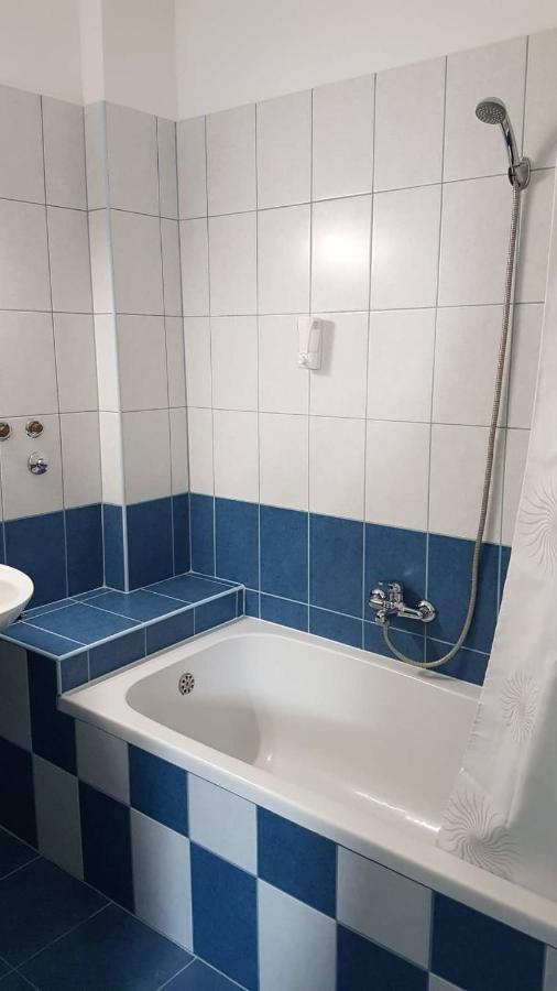 Promenad Apartman Mohács Buitenkant foto